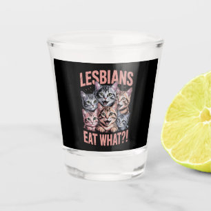 Lesben essen was lustige Katze Lesbe LGBTQ Stolz Schnapsglas