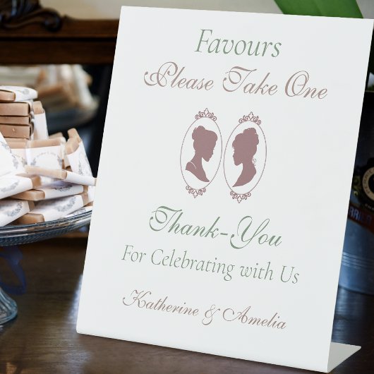 Lesbian Brides Regency Pink Roses Sockelschild