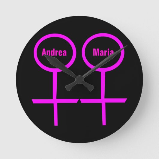 Lesbian Lovers Customizable Wall Clock Runde Wanduhr (Vorderseite)