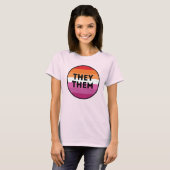 Lesbian Pronouns Pride T - Shirt (Vorne ganz)