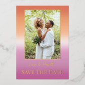 Lesbian Wedding Photo Pride Flag Gradient Gold Folieneinladung (Vorderseite)