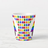 Lesbians Rainbow Weihnachtsbaum und Geschenke Milchtasse (Vorderseite)