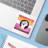 Lesbische bemalte Protestflagge Aufkleber (Laptop mit iPhone)