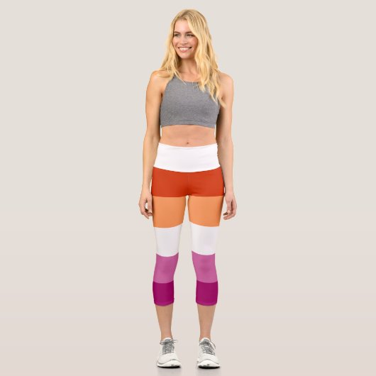 Lesbische Flagge Capri Leggings (Vorderseite)