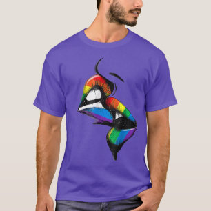 Lesbische Lippen Küssen Regenbogenflagge Gay Pride T-Shirt