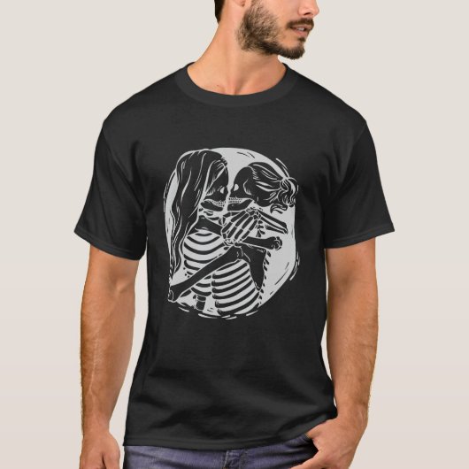 Lesbische Paare LGBTQ Pride Skeletons Kissing Vale T-Shirt (Vorderseite)