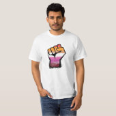Lesbische Protestfaust T-Shirt (Vorne ganz)