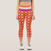 Lesbische Stolperflagge / orange Blume Muster Capri Leggings (Vorderseite)