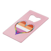 Lesbischer Pride Heart Credit Card Flaschenöffner (Vorderseite Schrägansicht)