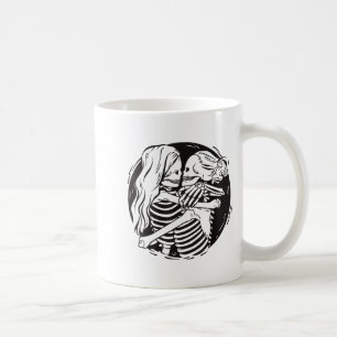 Lesbisches Paar Lgbtq Pride Skelette küssen Valen Kaffeetasse