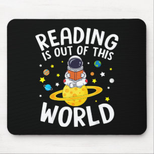 Lesen ist ein weltraumkomisches Lesevergnügen Mousepad
