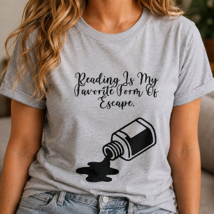 Lesen ist meine Lieblingsform der Flucht Buchwurm T-Shirt