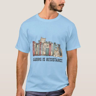 Lesen ist Widerstand Katze & Bücher – T-Shirt