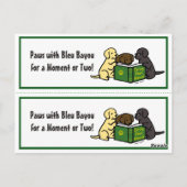Lesen von Labrador Puppies-Lesezeichen Postkarte (Rückseite)