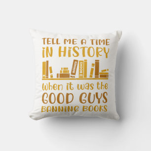 Lesen von verbotenen Büchern Lesen Sie den Leser v Kissen