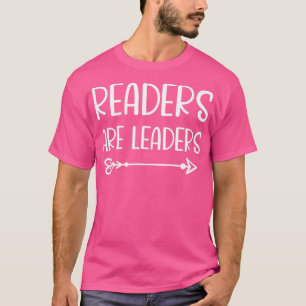 Leser der Bibliothek zum Lesen von Büchern sind Le T-Shirt