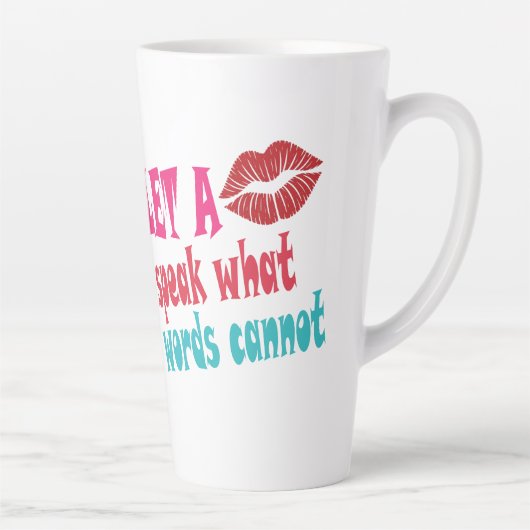 Let a kiss speak what words cannotT-Shirt Milchtasse (Rechts)