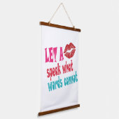 Let a kiss speak what words cannotT-Shirt Wandteppich Mit Holzrahmen (Gewinkelt)