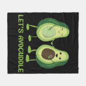 Let’s Avocuddle - Funny Avocado Pun Fleecedecke (Vorderseite (Horizontal))