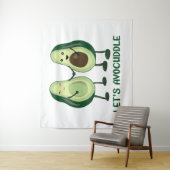 Let’s Avocuddle - Funny Avocado Pun Wandteppich (Beispiel)