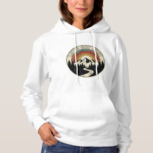 Let’s Get Lost Retro Mountain Adventure Outdoor Hoodie (Vorderseite)