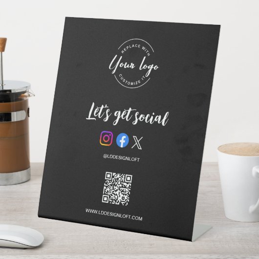 Let's Get Social Media QR Code Website Custom Logo Sockelschild (In Situ)