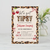 Let's get Tipsy Leopard Cheetah Birthday Einladung (Stehend Vorderseite)