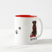 Let's Go! Walk Curly-Coated Retriever Dog (liver) Zweifarbige Tasse (VorderseiteRechts)