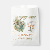 Let's hang out sloth kids birthday geschenktütchen (Vorderseite)