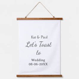 Let's toast to wedding add name date simple couple wandteppich mit holzrahmen