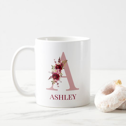 Letter A Burgundy Blush Floral Kaffeetasse (Mit Donut)