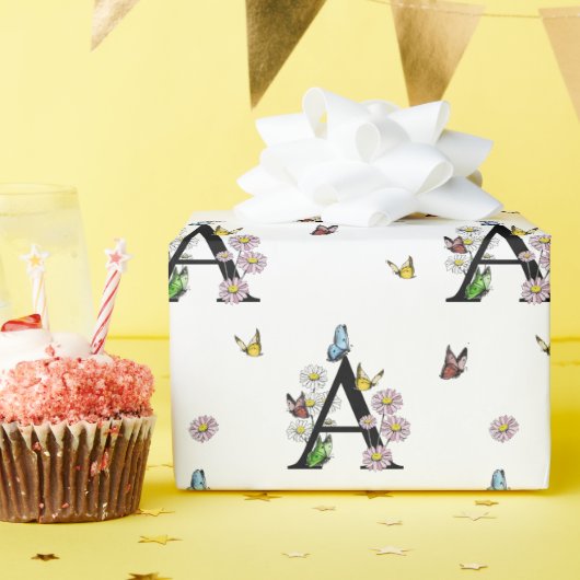 Letter A Floral Watercolor Butterfly Monogram Geschenkpapier (Geburtstagsparty)