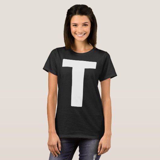 Letter big and bold white T-Shirt (Vorne ganz)