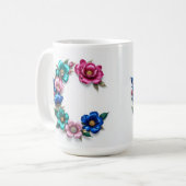 Letter C Coffee Tasse - Blumendesign für Geschenke (Vorderseite Links)