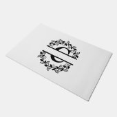 Letter C Monogram Personalisiert Fußmatte (Schrägansicht)