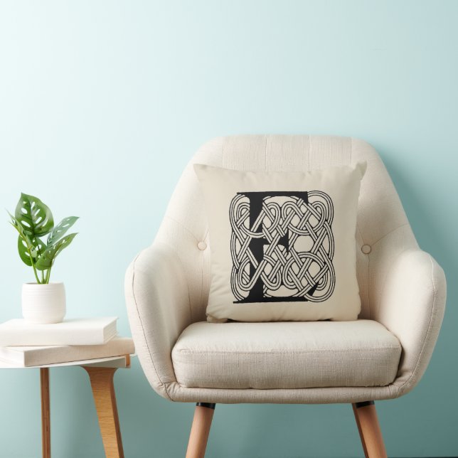 Letter E Celtic Knot Vintag Monogram Kissen (Stuhl )