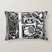Letter F Mittelalterliche Monogram Art Nouveau Dekokissen (Vorderseite)