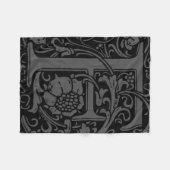 Letter F Mittelalterliche Monogram Art Nouveau Fleecedecke (Vorderseite (Horizontal))