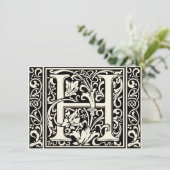Letter H Mittelalterliche Monogram Art Nouveau Einladung (Stehend Vorderseite)