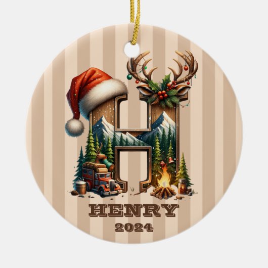 Letter H Rustic Holiday Monogram mit Camper Scene Keramik Ornament (Vorne)