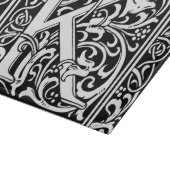 Letter K Medieval Monogram Art Nouveau Schneidebrett (Ecke)