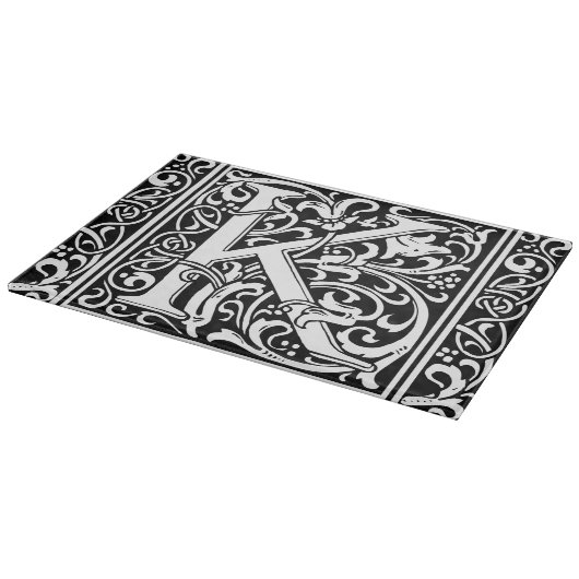 Letter K Medieval Monogram Art Nouveau Schneidebrett (Ecke)
