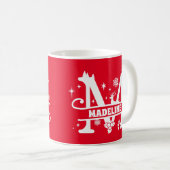 Letter M Christmas Monogram, Anfangsname Rot Kaffeetasse (VorderseiteRechts)