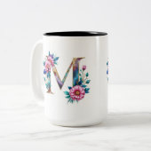 Letter M Coffee Tasse - Blumendesign für Geschenke (Vorderseite Links)