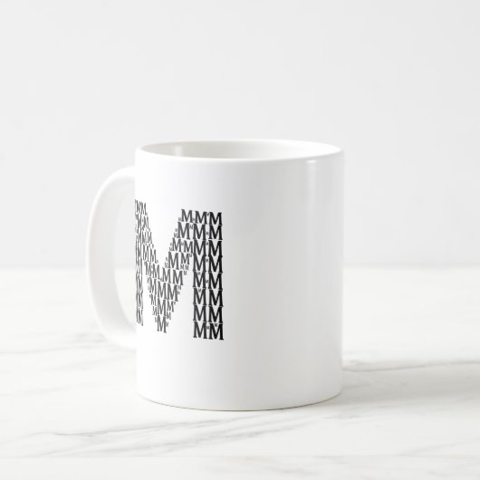 Letter M Initial Coffee Mug – Minimal Modern Style Kaffeetasse (Vorderseite Links)