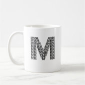 Letter M Initial Coffee Mug – Minimal Modern Style Kaffeetasse (Links)