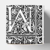 Letter M mittelalterliche Monogram Art Nouveau Geschenkschachtel (Oben)