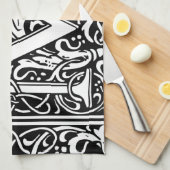 Letter M mittelalterliche Monogram Art Nouveau Handtuch (Viertel Falte)