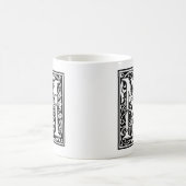 Letter M mittelalterliche Monogram Art Nouveau Kaffeetasse (Mittel)
