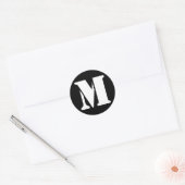 Letter M Stencil Alphabet von Janz Black Runder Aufkleber (Umschlag)